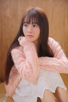 调教拨开两唇打花蒂戒尺